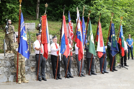 Spominska slovesnost v Češnjicah  (3)